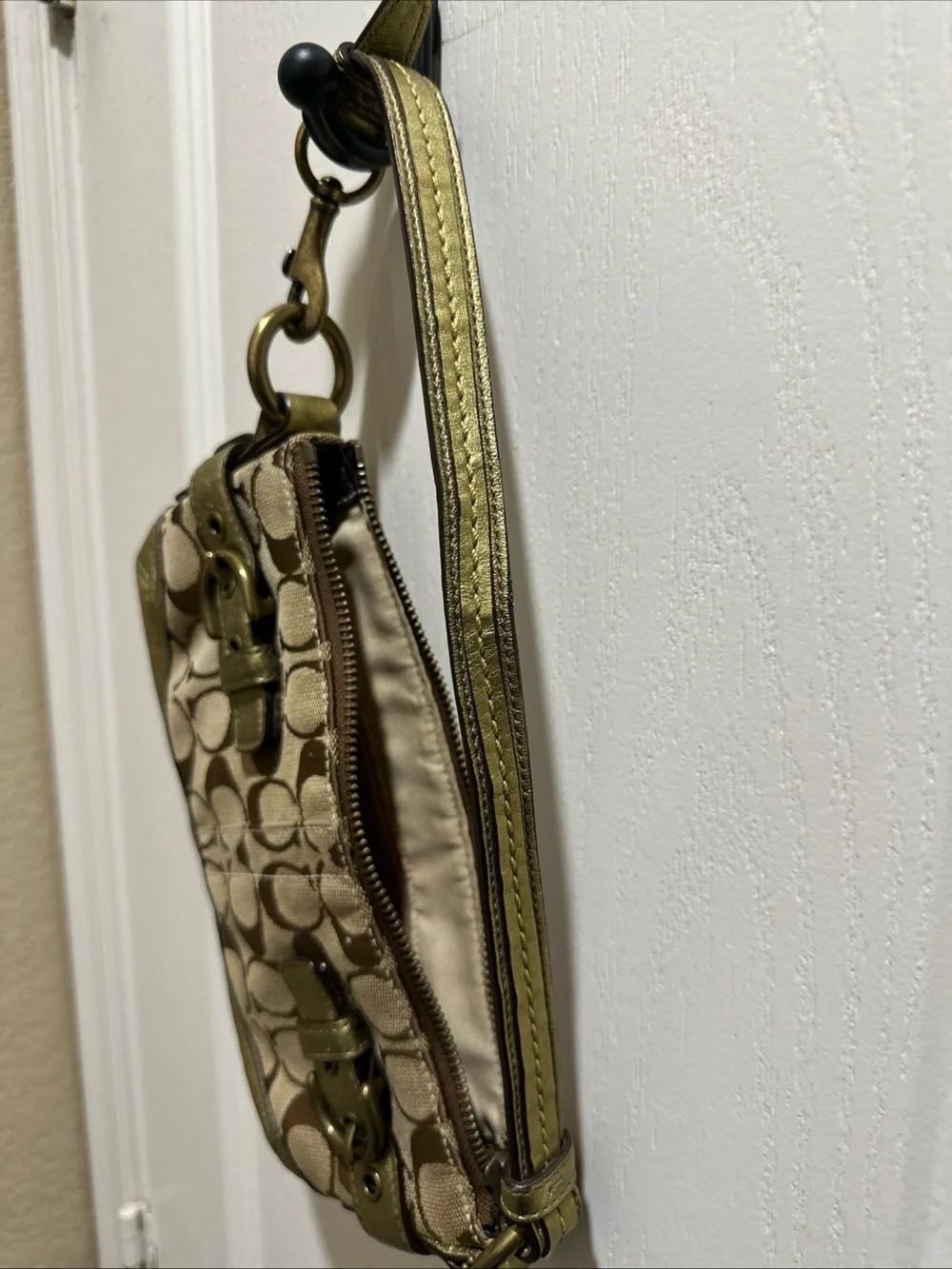 Vintage Y2K Coach 2005 Mini Belt Shoulder Bag in Khaki Brown - 5107